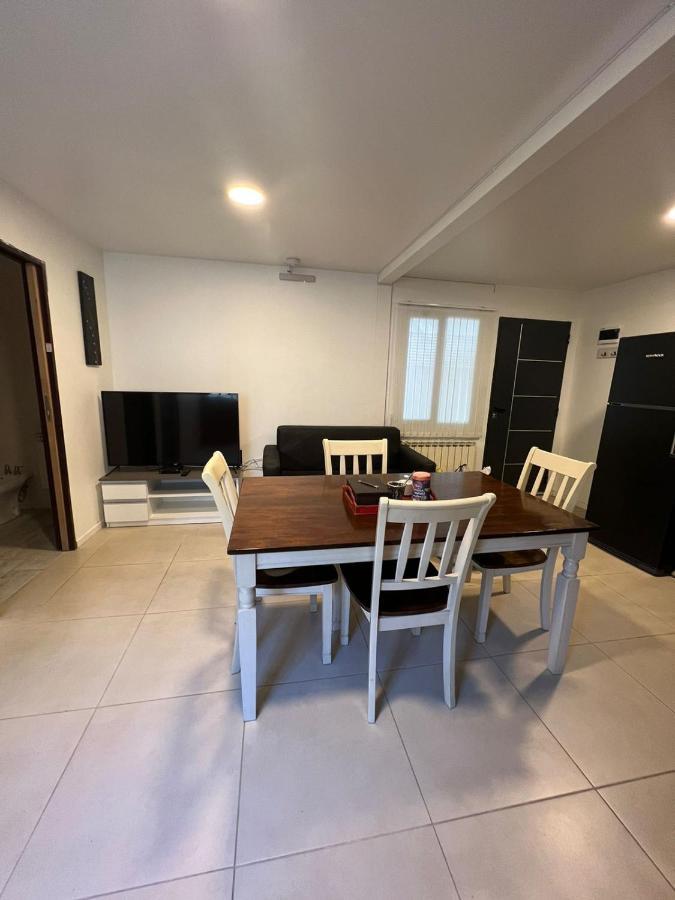 Moderno Departamento Completo, Versatil Y Espacioso Διαμέρισμα Ουσουάια Εξωτερικό φωτογραφία